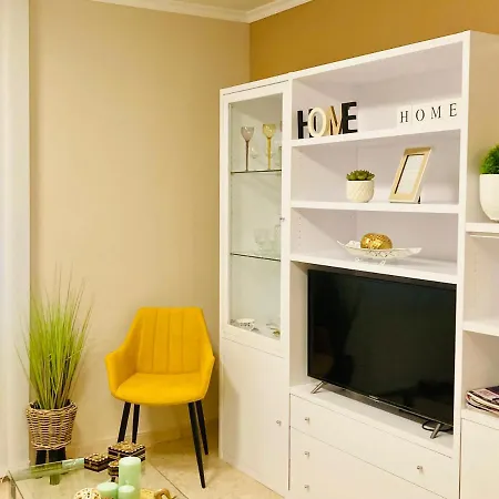 Apartment Lovely New